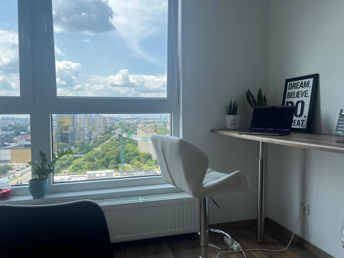 Apartament Skyscrapper Z Widokiem Na Panorame Warszawy Varšava Exteriér fotografie